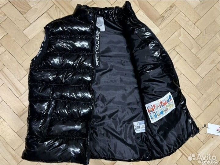 Жилетка moncler мужская / жилет moncler глянцевая