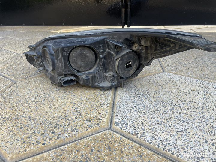 Фара правая ford focus 3