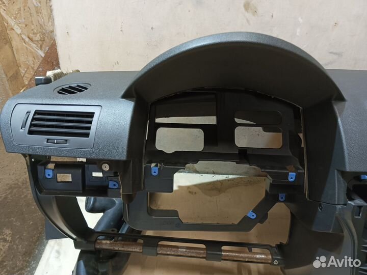 Торпедо Opel Astra H