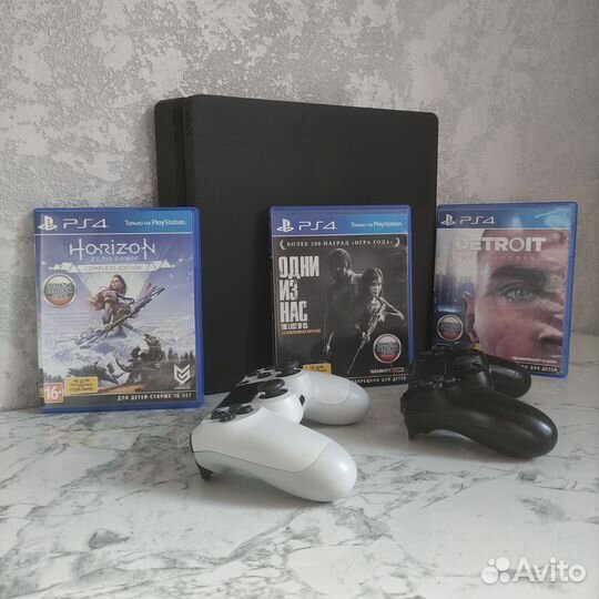 Sony PS4 Slim 1TB (3 диска)