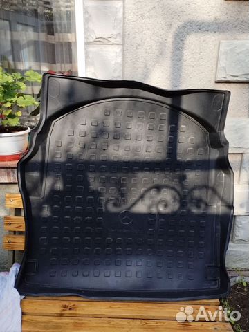 Задний коврик - поддон в багажник Mercedes w212