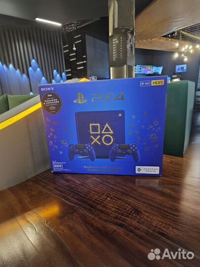 Sony PlayStation 4 slim с играми