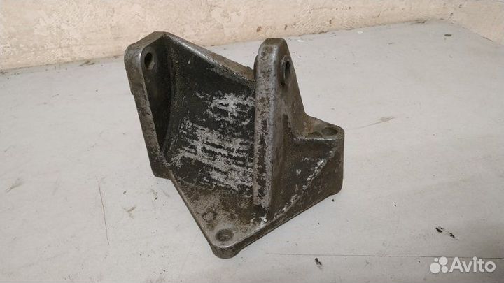 Кронштейн гидроусилителя Nissan Almera N16