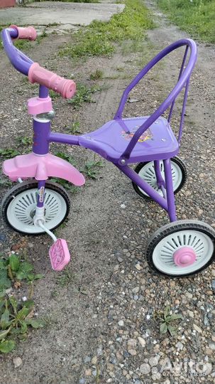 Детский трехколесный велосипед