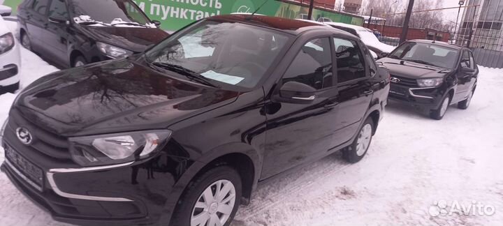 Веста Яндекс Метан Такси