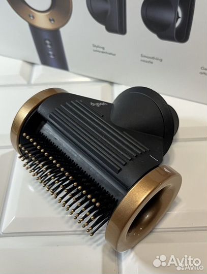 Фен Dyson/Дайсон с гравировками Малайзия