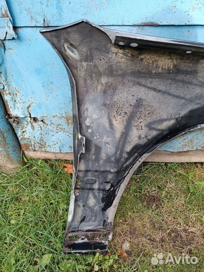 Крыло левое audi s4 c4