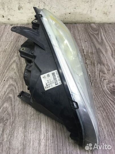 Фара передняя левая Ford Focus 2 хетчбэк 5-ти дв