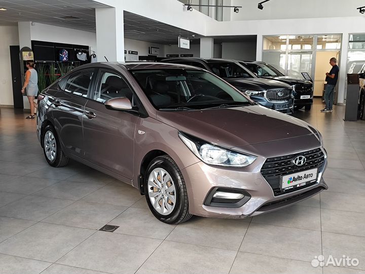 Hyundai Solaris 1.6 AT, 2018, 115 300 км