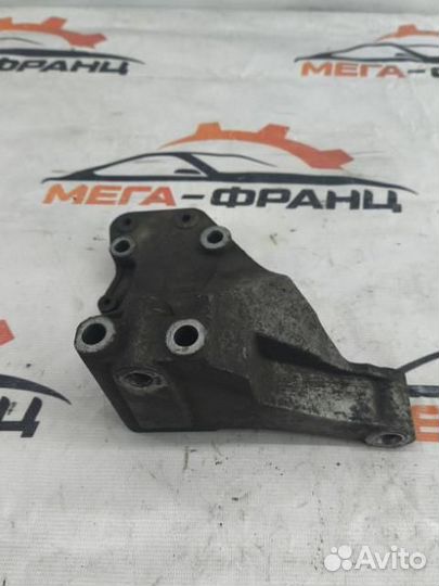 Кронштейн двигателя левый Fiat Ducato фургон (244)