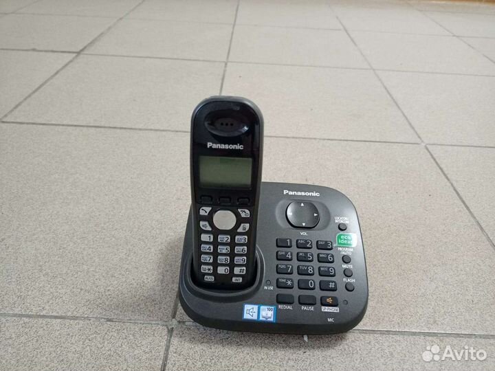 Радиотелефон panasonic