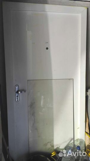 Дверь входная металлическая от застройщика