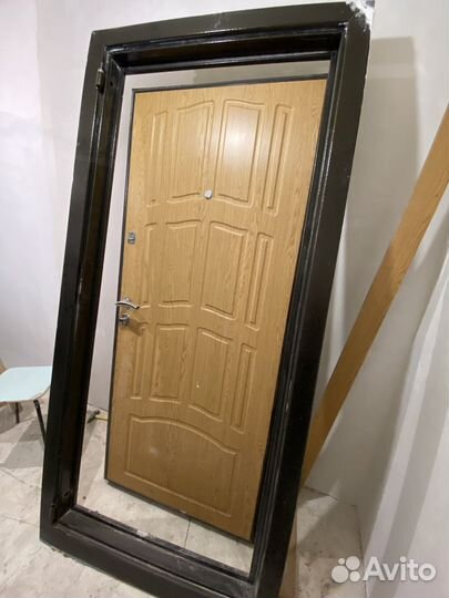 Дверь входная бу