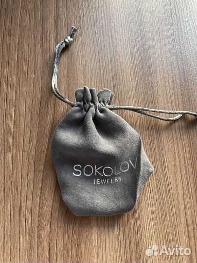 Серебряное кольцо женское с фианитами, размер 17