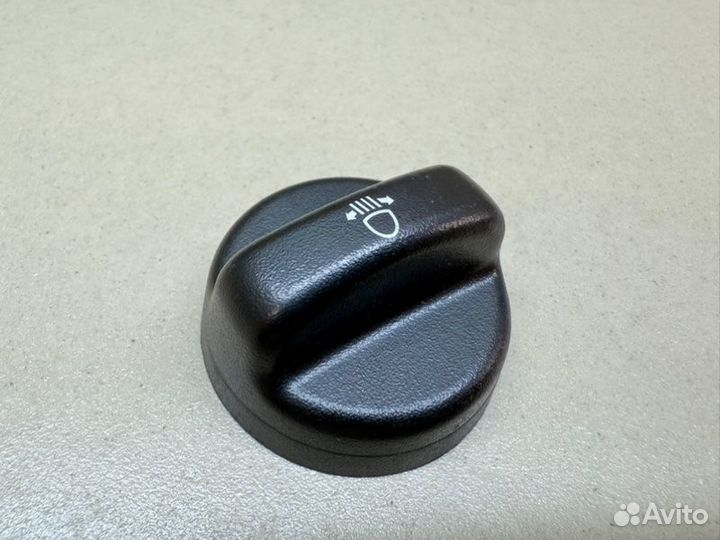 Корректор фар Nissan Terrano 43000 км 1.6 H4M 2018