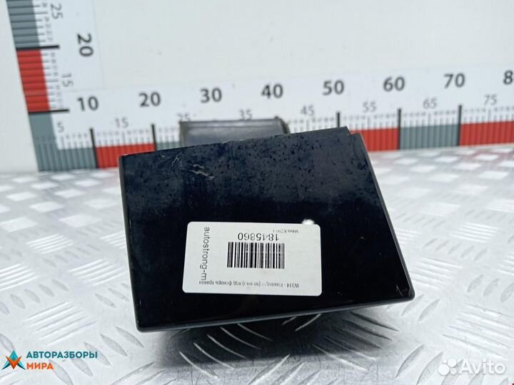 Ресничка (ус) правой фары Volvo XC90 2004