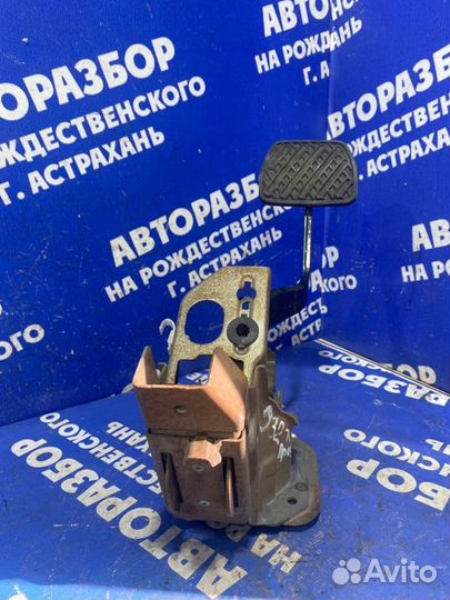 Педаль тормоза Nissan Teana J32 седан 2008