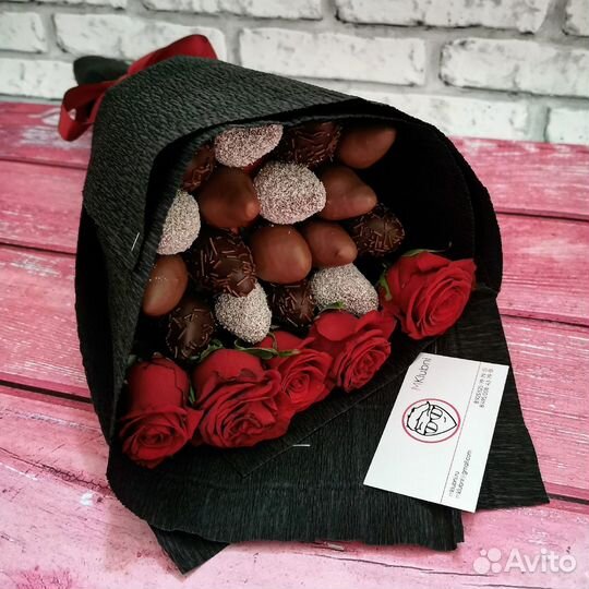 Съедобные букеты, клубника в шоколаде