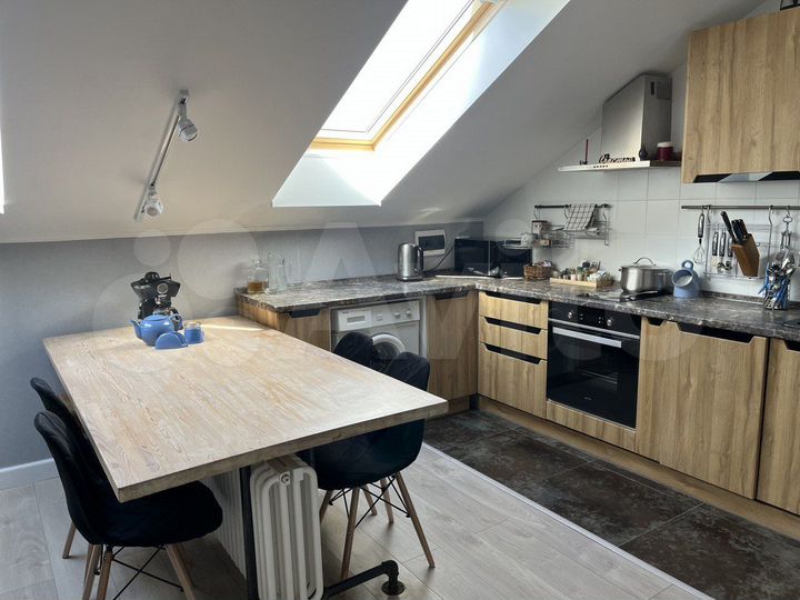 3-к. квартира, 86 м², 5/5 эт.