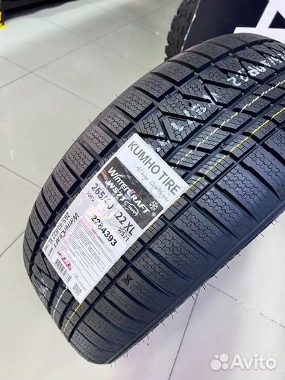 Kumho WinterCraft WS71 265/40 R22 106V