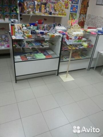 Прилавок остекленный, дсп, 1м длинной, 5шт