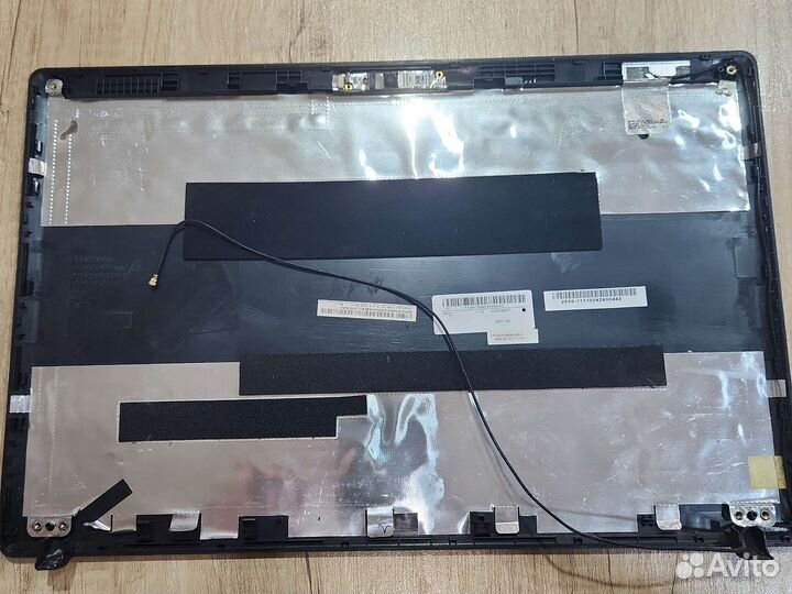 Крышка матрицы Lenovo G570