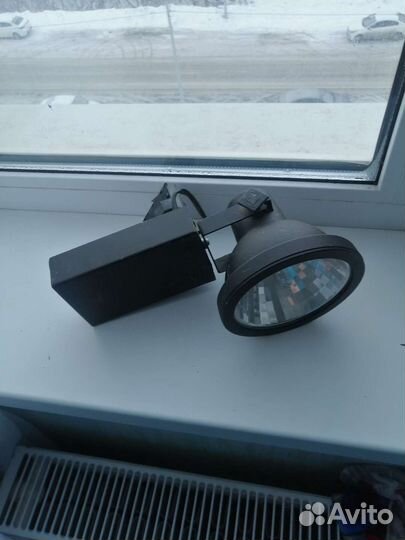 Трековые светильники бу lival