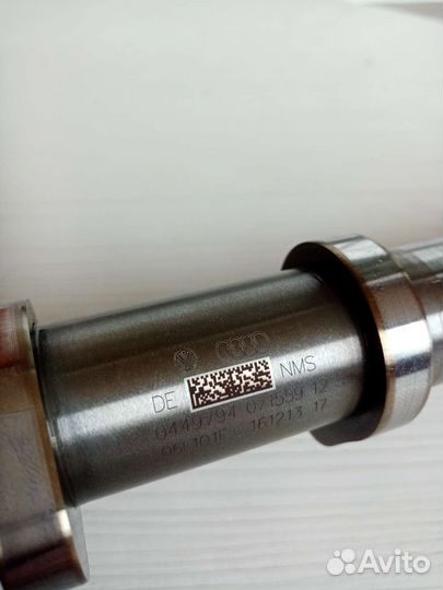 Впускной распредвал на Ауди Q5 tfsi 2,0. б/у