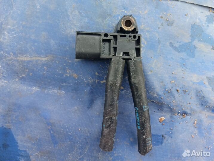 Датчик давления Mercedes-Benz