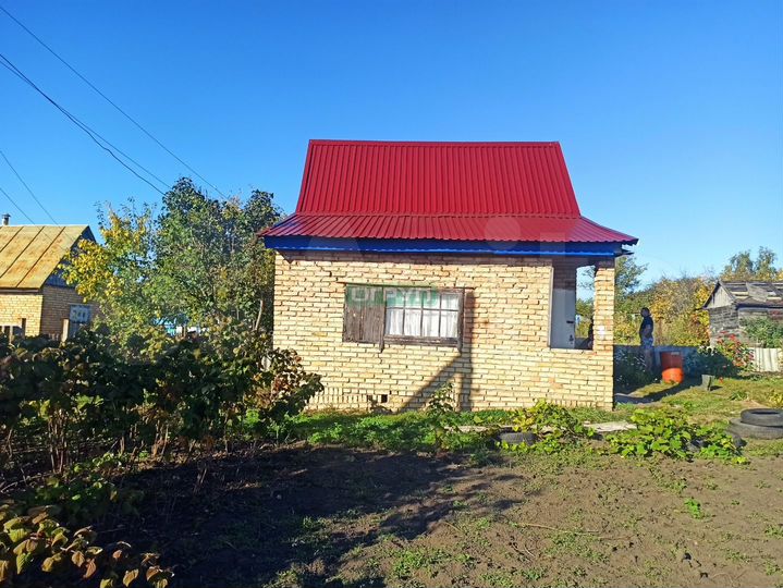 Дача 24 м² на участке 4,4 сот.