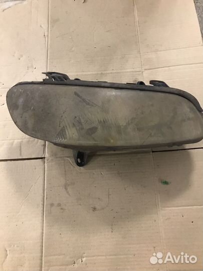 Фара передния правая Opel Omega B (4748)