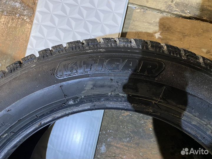 Tigar Ice 225/55 R17