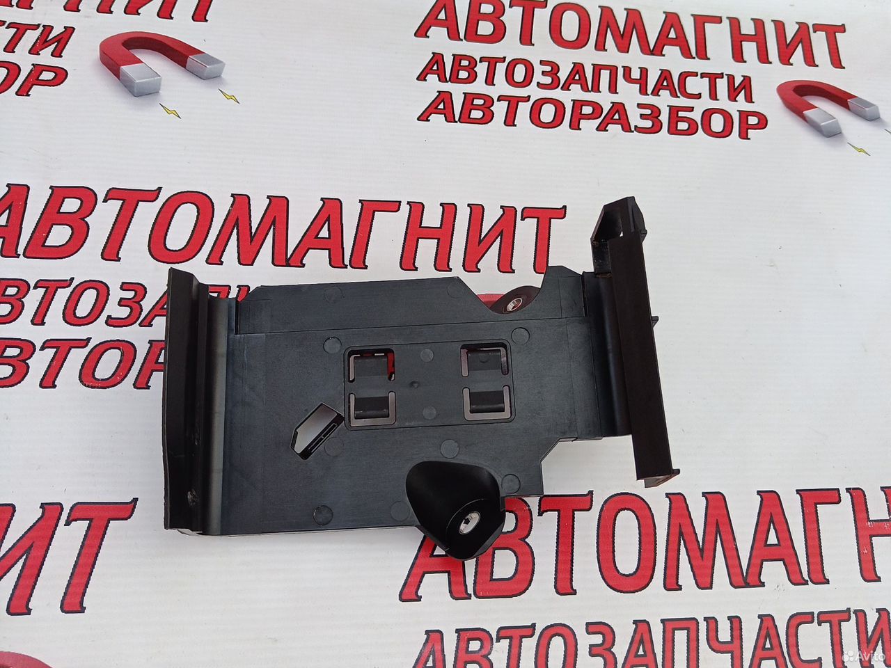 Кронштейн крепления эбу Шкода Октавия A7