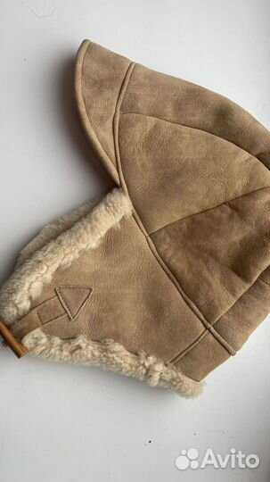 Натуральная меховая шапка EMU