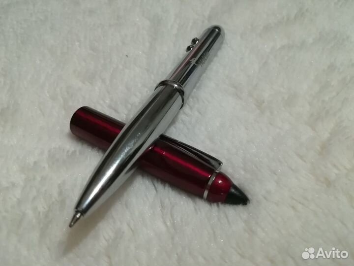 Многофункциональная ручка 4 в 1 Holcim