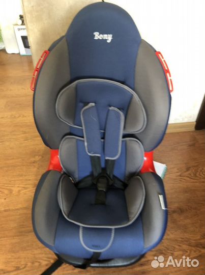 Детское кресло