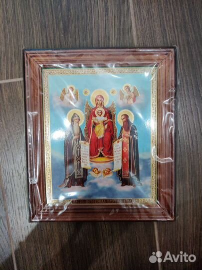 Иконы новые из Почаевской лавры