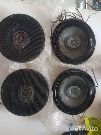 Колонки в авто Sony и Pioner