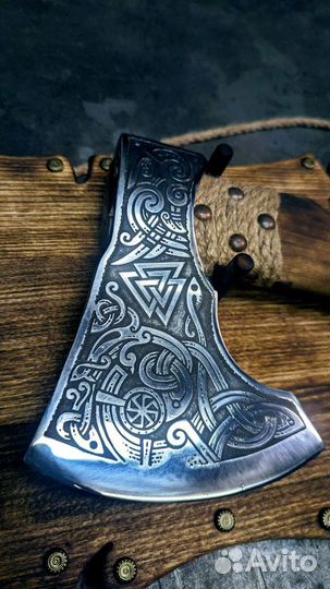 Топор ручной работы