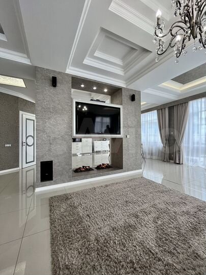 2-к. квартира, 110 м², 7/10 эт.