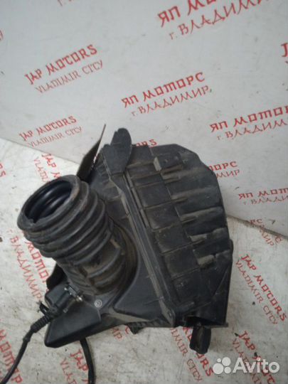 Корпус воздушного фильтра Audi A4 B7 B7 седан BGB