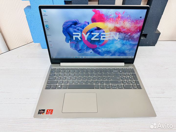 Ноутбук Ryzen 7-2700 12gb rx540 2gb