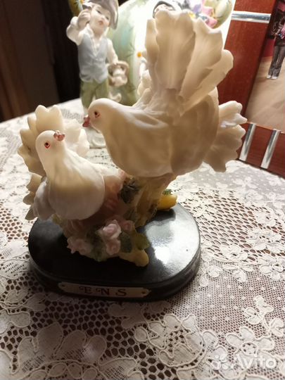 Статуэтка Голубки