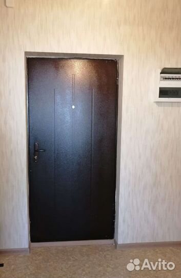 Дверь входная железная новая