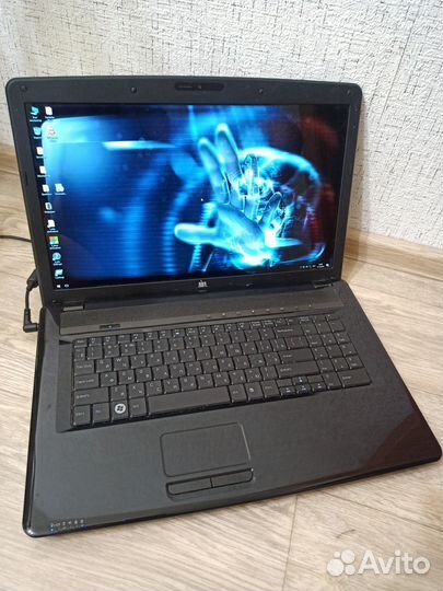 Огромный игровой ноут 4ядра\6GB\1TB\классный экран