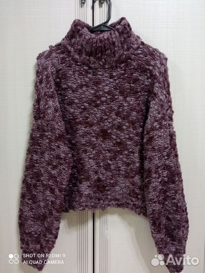 Свитер женский