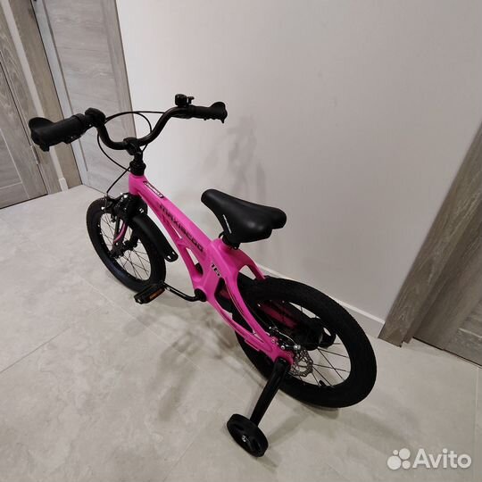 Велосипед maxiscoo cosmic 16