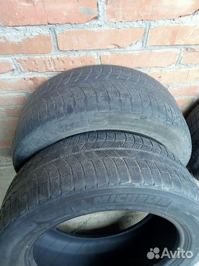 Michelin X-Ice 215/55 R17