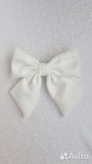 Большой бант. Заколка