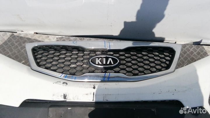 Бампер передний Kia Sorento